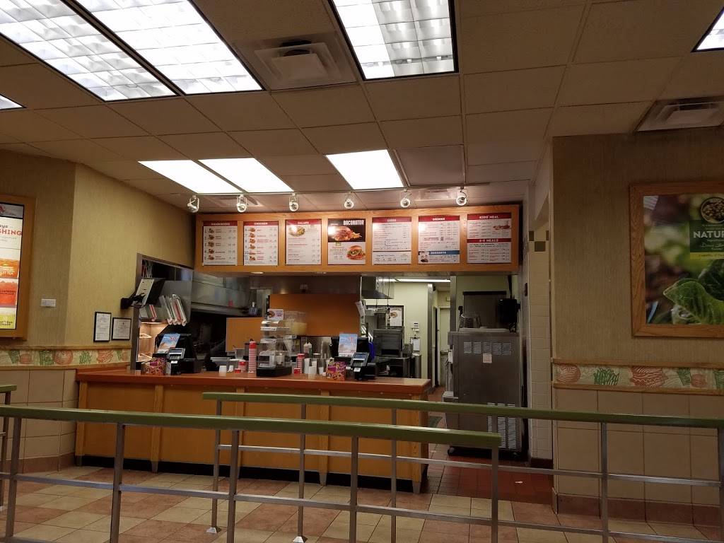 Wendys | restaurant | 2130 E Southlake Blvd, Southlake, TX 76092, USA | 8173109582 OR +1 817-310-9582