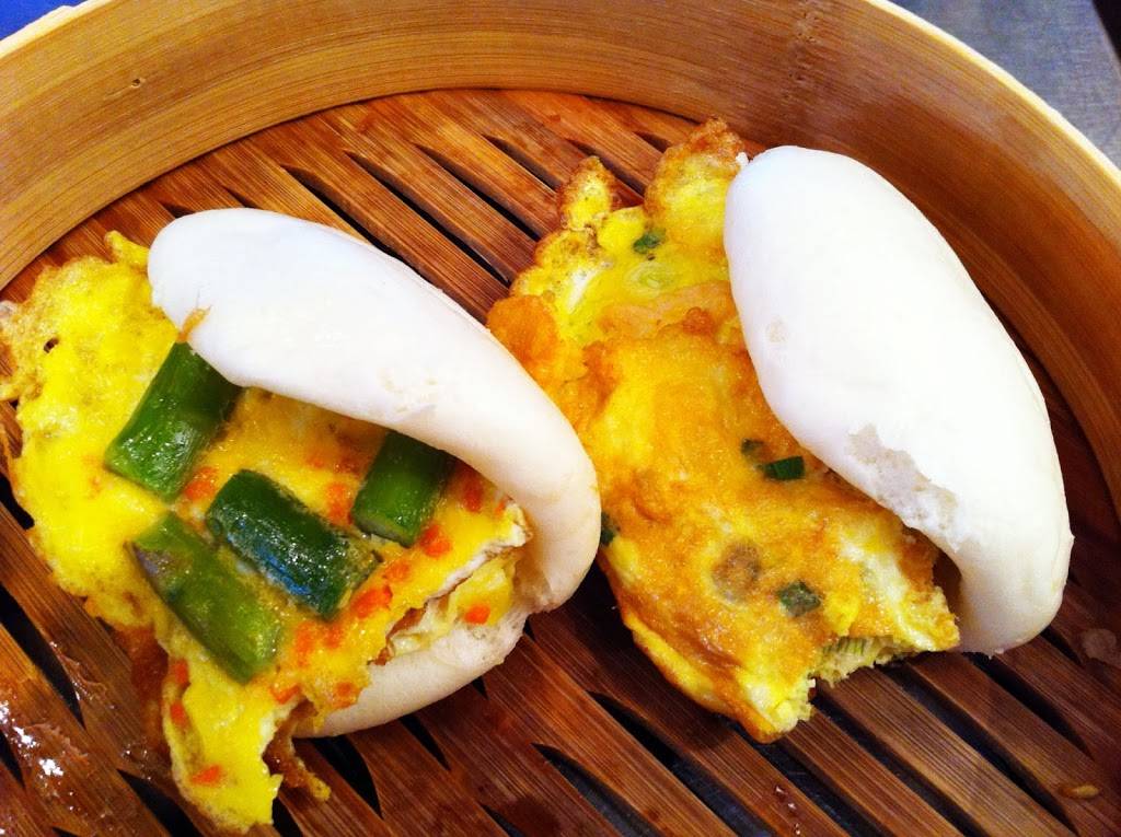 Boi Noodles House | restaurant | 240 W 40th St, New York, NY 10018, USA | 2125750088 OR +1 212-575-0088