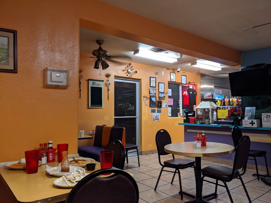 Sofias Mexican Food | restaurant | 530 W Pima St, Gila Bend, AZ 85337, USA | 9286836382 OR +1 928-683-6382