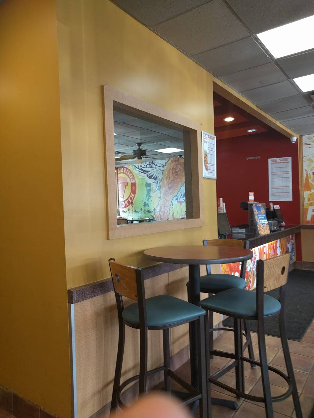 Popeyes | restaurant | 6125 Yonge St, North York, ON M2M 3W8, Canada | 4162215484 OR +1 416-221-5484