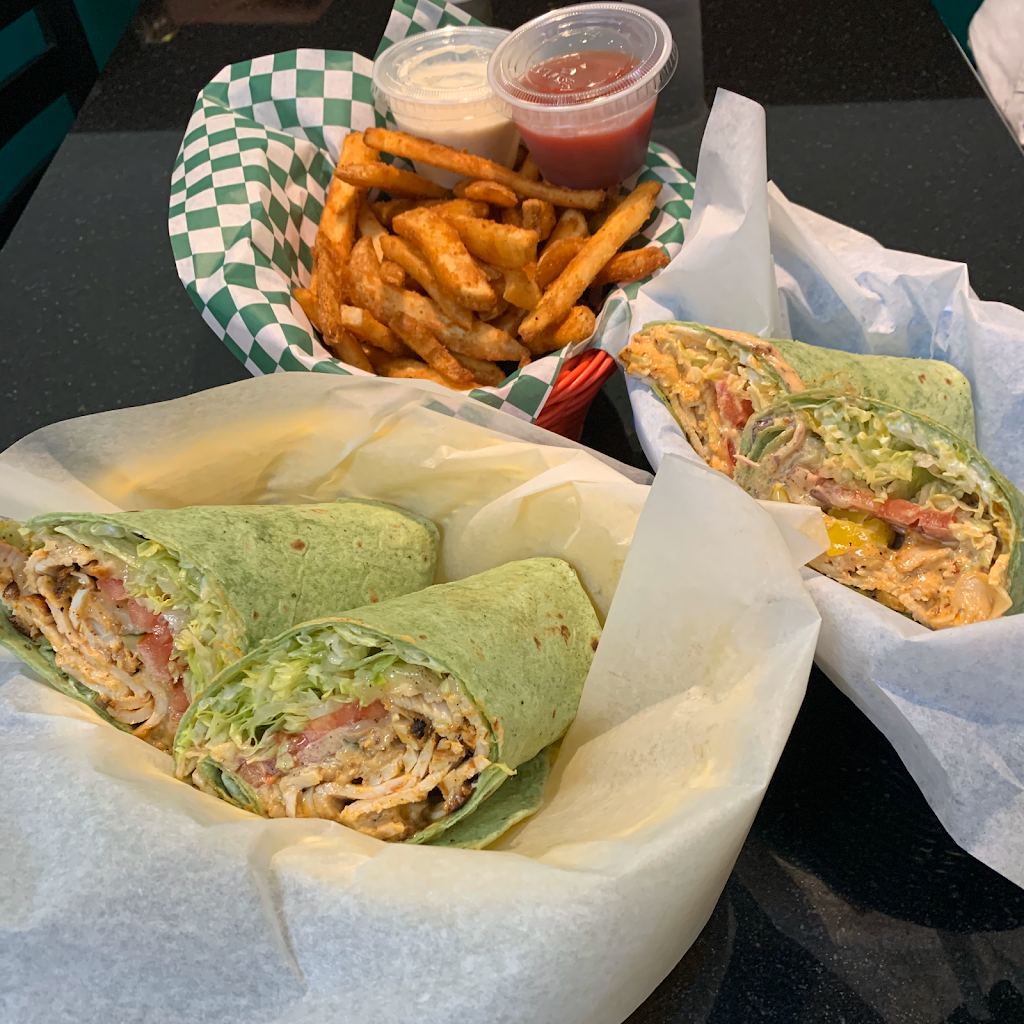 The Pickled Deli | restaurant | 4130 S Mooney Blvd, Visalia, CA 93277, USA | 5596273354 OR +1 559-627-3354