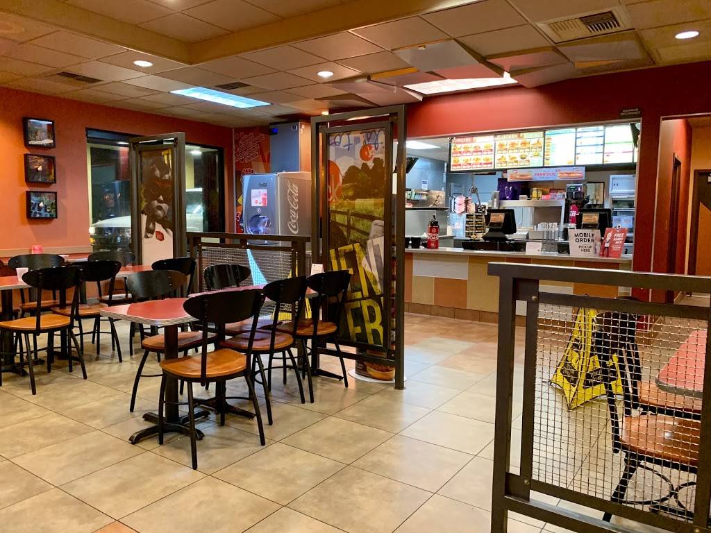 Jack in the Box | restaurant | 2560 N Perris Blvd Bldg X, Perris, CA 92571, USA | 9519432975 OR +1 951-943-2975