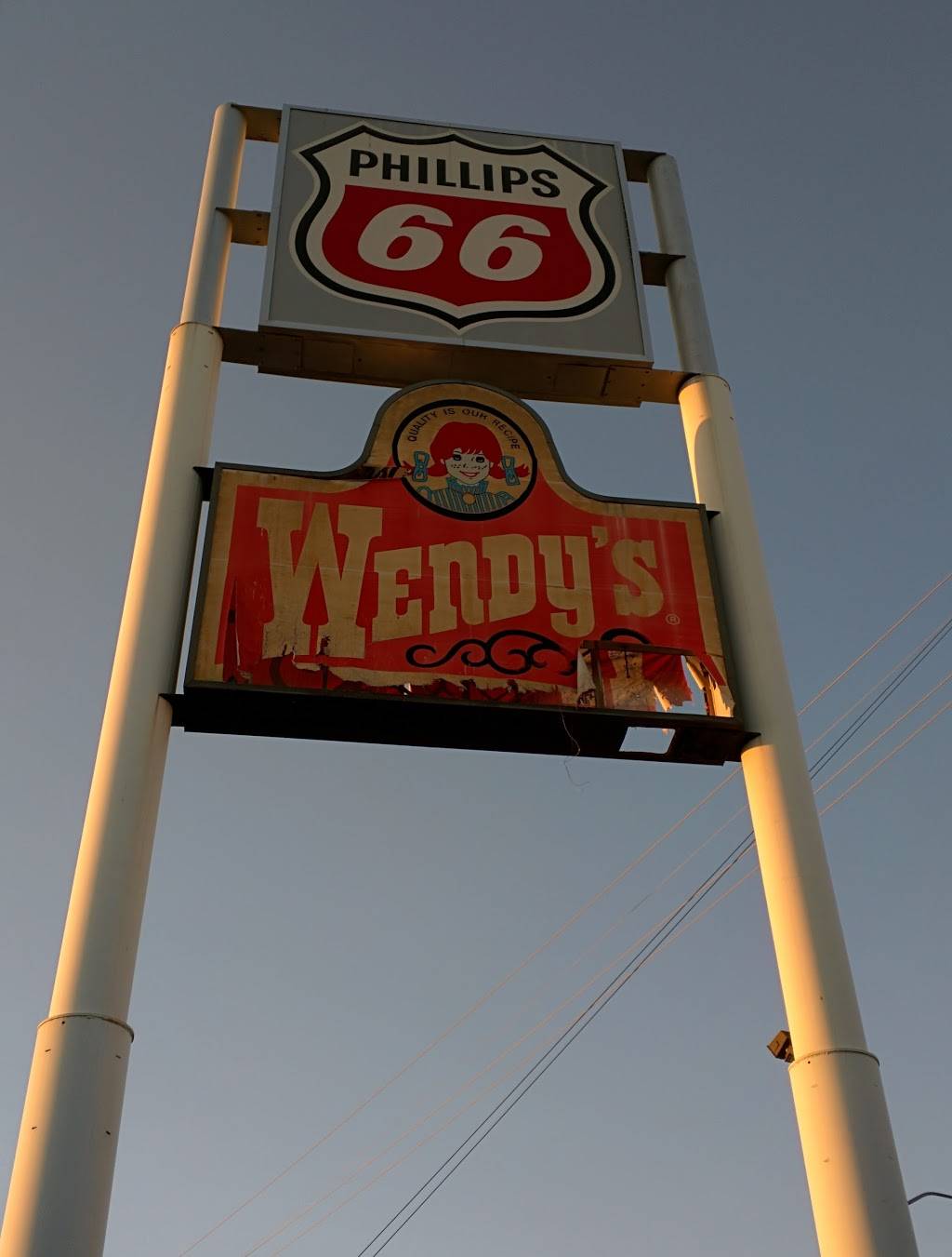 Wendys | restaurant | 47 S 850 E, Lehi, UT 84043, USA | 8017680391 OR +1 801-768-0391