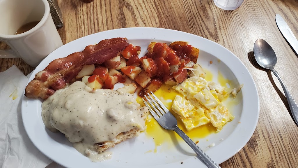 Log Cabin Diner | restaurant | 301 CA-169, Klamath, CA 95548, USA | 7074820400 OR +1 707-482-0400