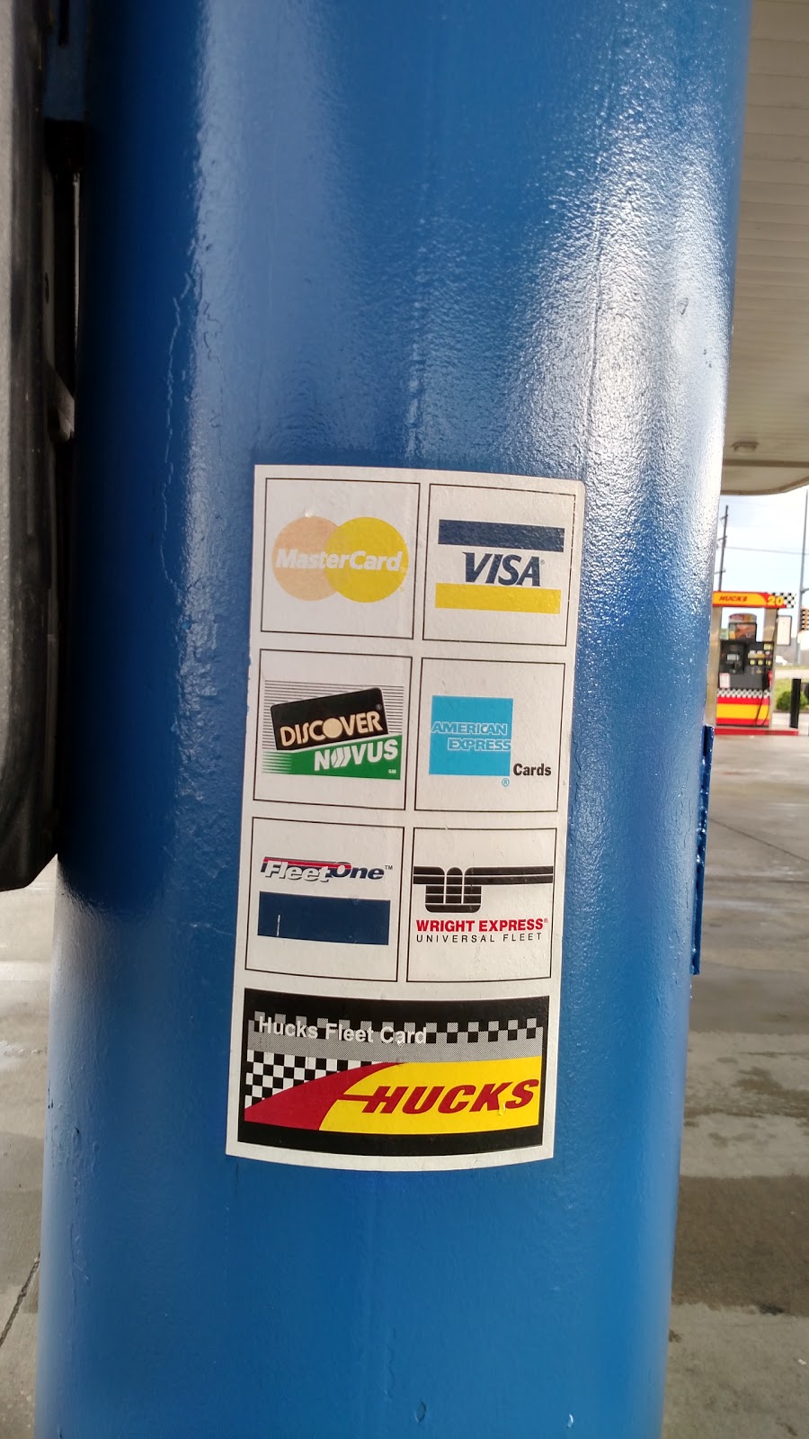 Hucks | restaurant | 1900 S Illinois Ave, Carbondale, IL 62903, USA | 6183516060 OR +1 618-351-6060