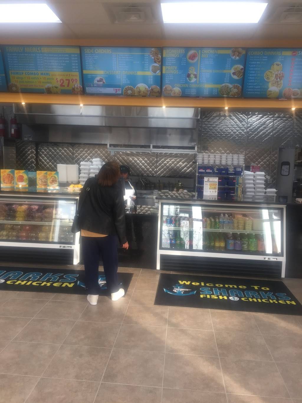 Sharks Fish and Chicken | restaurant | 2560 Garfield St Unit 1, Gary, IN 46404, USA | 2199510271 OR +1 219-951-0271