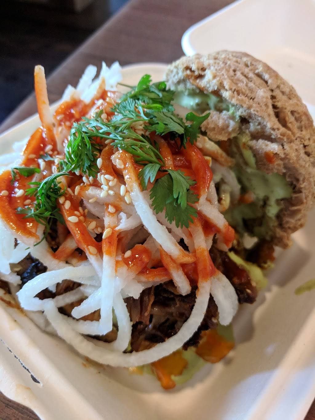 The Alabama Biscuit Co. | restaurant | 4133 White Oak Dr, Birmingham, AL 35243, USA | 2055782553 OR +1 205-578-2553