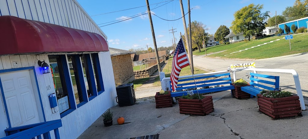 Blue Ribbon Diner | restaurant | 115 W 7th St, Horton, KS 66439, USA | 7854871765 OR +1 785-487-1765