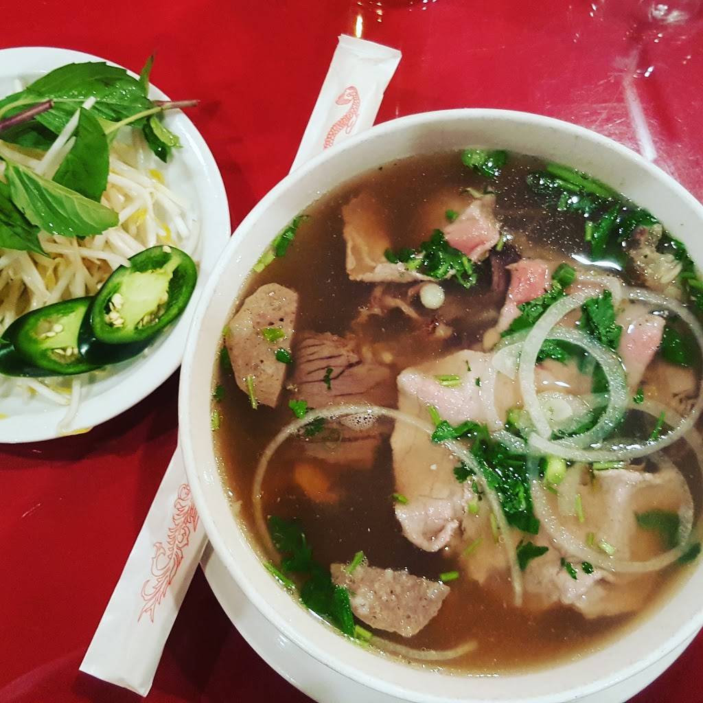 Saigon Palace Restaurant | restaurant | 5215 South Blvd B, Charlotte, NC 28217, USA | 7045290098 OR +1 704-529-0098