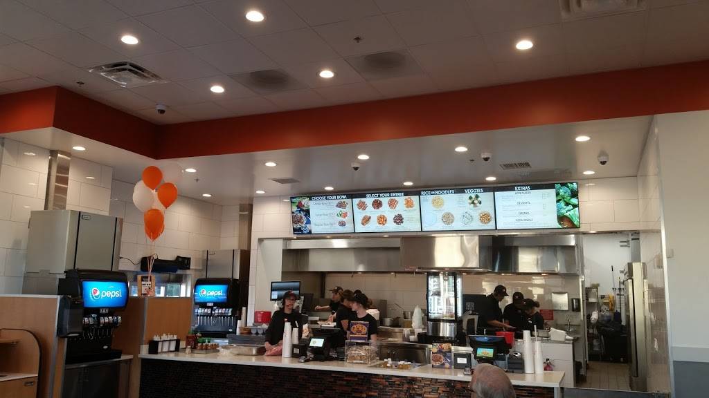 Yoshinoya Escondido | restaurant | 700 Centre City Parkway #101, Escondido, CA 92025, USA | 7605949544 OR +1 760-594-9544