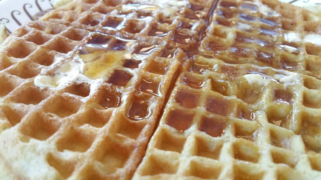 Waffle House | meal takeaway | 2525 54th Ave N, St. Petersburg, FL 33714, USA | 7275274027 OR +1 727-527-4027