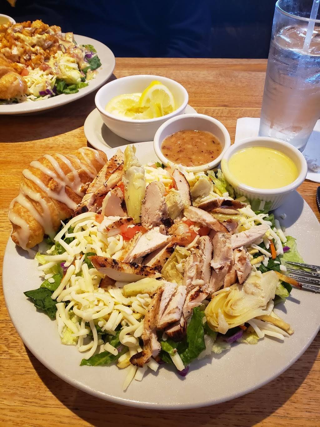 Raffertys | restaurant | 2010 Gallatin Pike N, Madison, TN 37115, USA | 6158556875 OR +1 615-855-6875