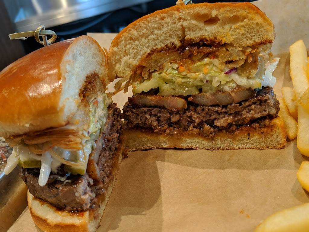 The Brass Tap | restaurant | 856 E, TX-114, Roanoke, TX 76262, USA | 6822377780 OR +1 682-237-7780