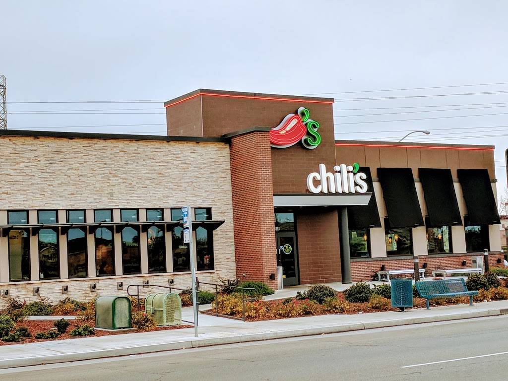 Chilis Grill & Bar | meal takeaway | 3585 W Shaw Ave, Fresno, CA 93711, USA | 5592714055 OR +1 559-271-4055