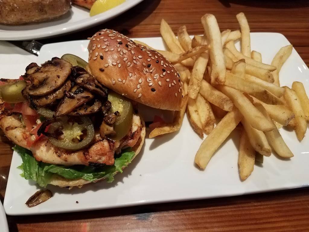 Millers Ale House - North Riverside | restaurant | 7515 W Cermak Rd, North Riverside, IL 60546, USA | 7084262129 OR +1 708-426-2129