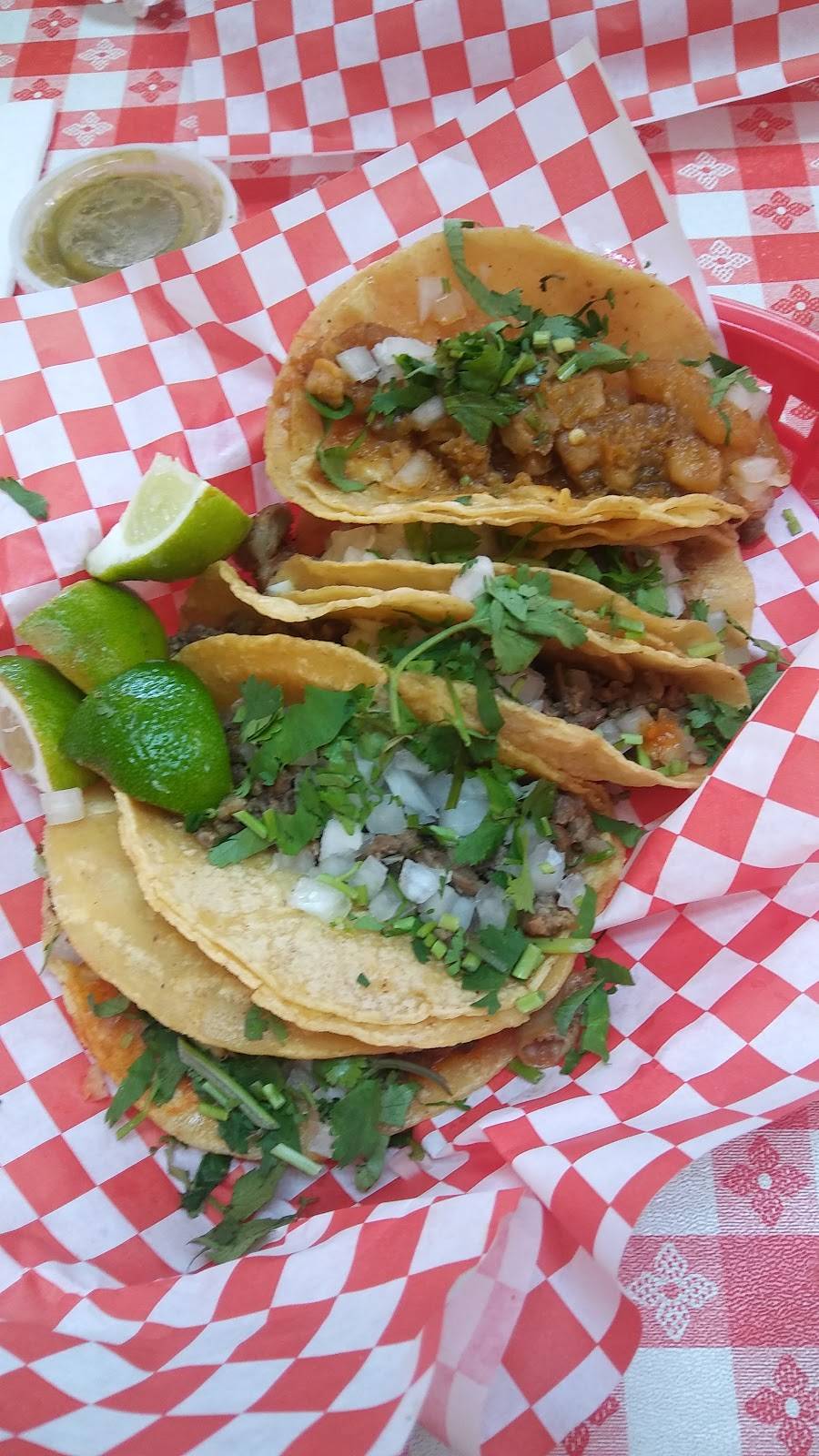 Cesar’s Tacos | restaurant | 3025 S Westmoreland Rd, Dallas, TX 75233, USA | 2143305003 OR +1 214-330-5003