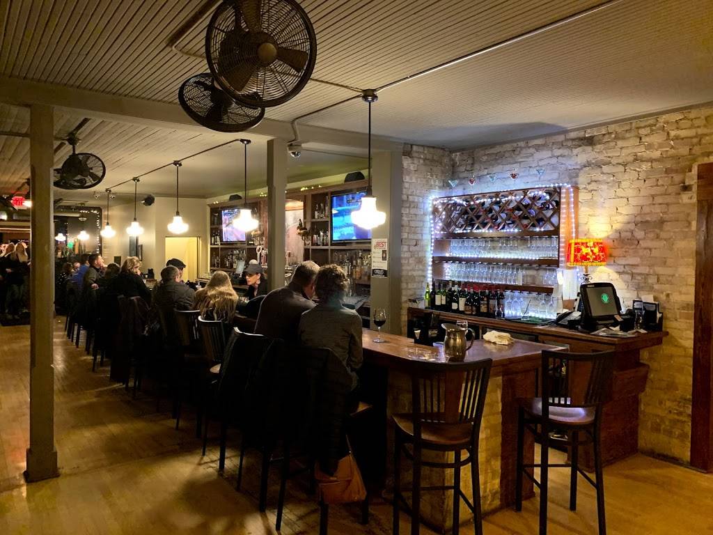 Charlies on Main | restaurant | 113 S Main St, Oregon, WI 53575, USA | 6082912255 OR +1 608-291-2255