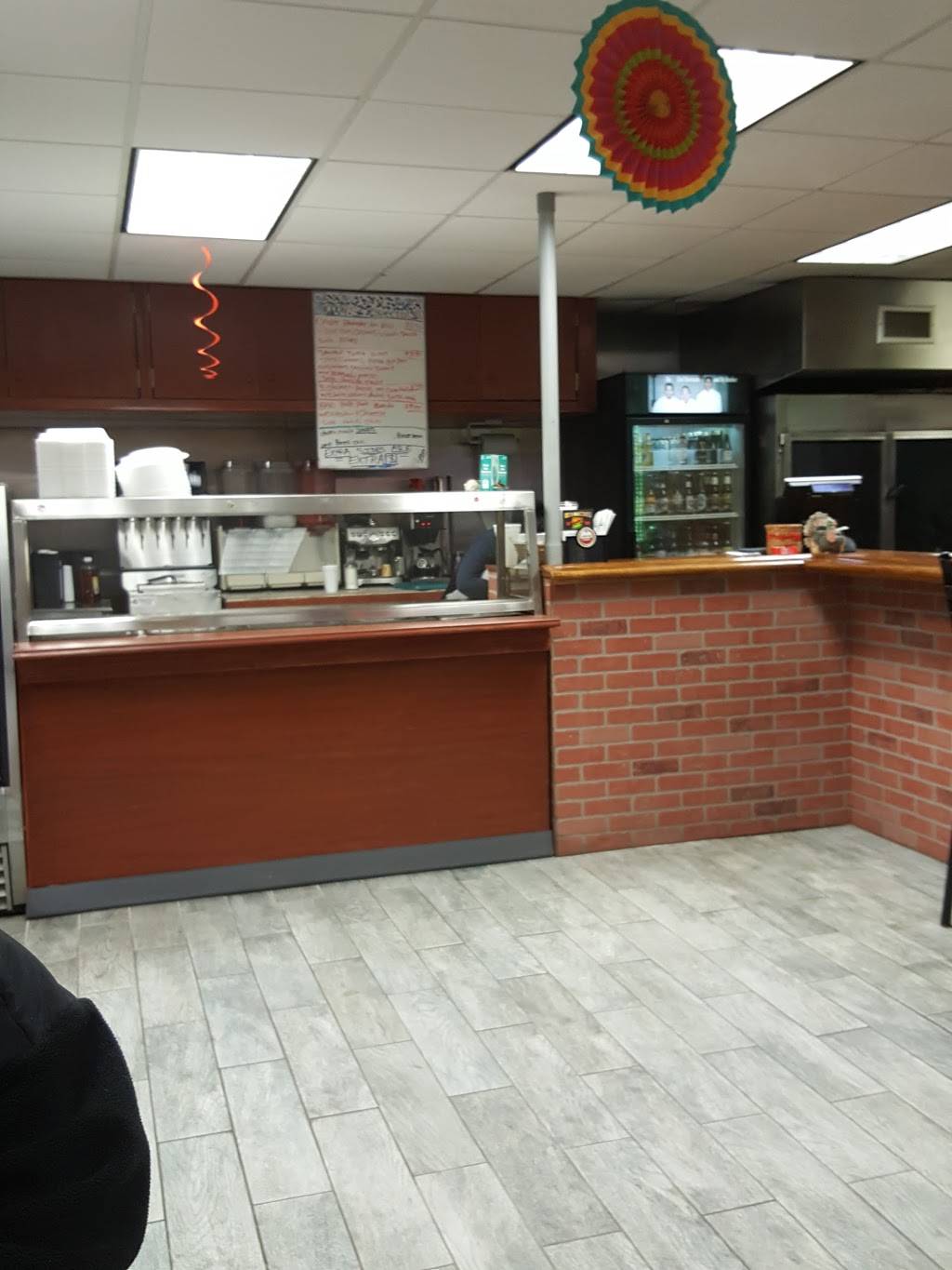 Golden Jalapenos | restaurant | 4486 Middle Country Rd, Calverton, NY 11933, USA | 6317409500 OR +1 631-740-9500