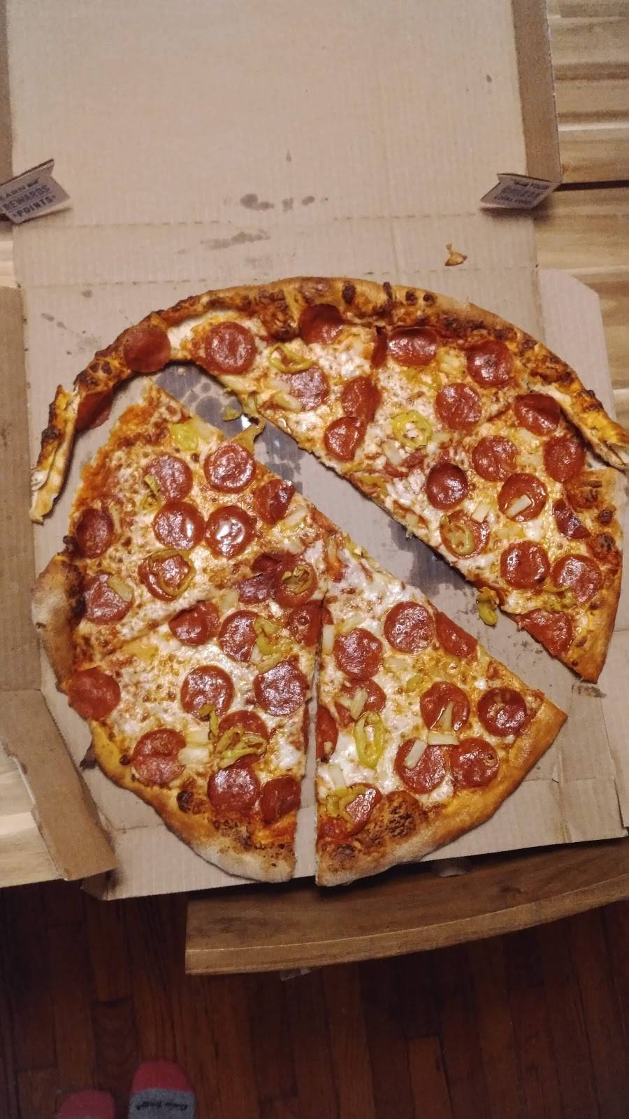 Dominos Pizza | meal delivery | 2256 S, S Grand Blvd, St. Louis, MO 63104, USA | 3147734404 OR +1 314-773-4404