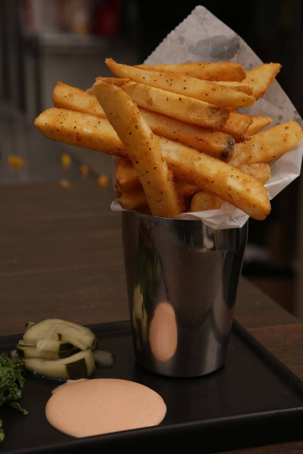 Bomb Wings & Rice Bar | restaurant | 2373 Whitney Ave, Hamden, CT 06518, USA | 2037455510 OR +1 203-745-5510