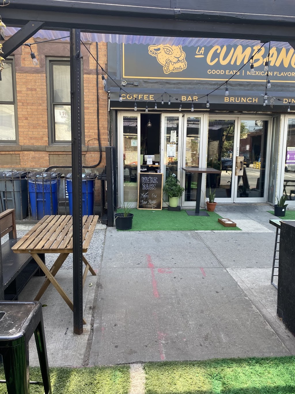 La Cumbanchita | restaurant | 24 Irving Ave, Brooklyn, NY 11237, USA | 3477898933 OR +1 347-789-8933