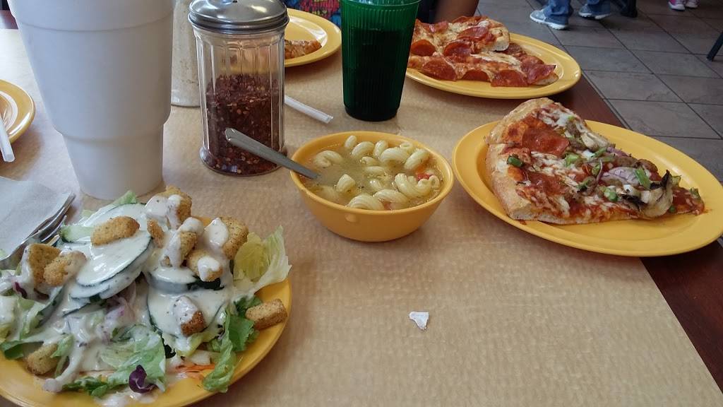 Cicis | restaurant | 2335 SW Military Dr, San Antonio, TX 78224, USA | 2109329189 OR +1 210-932-9189