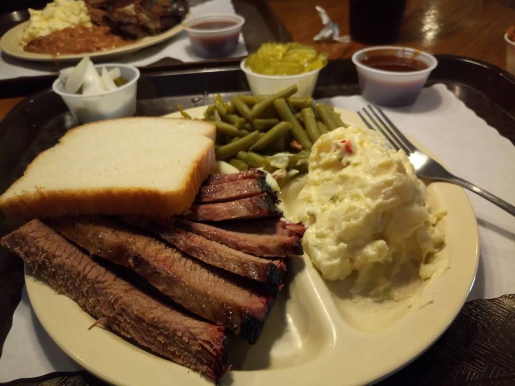 Bubbas Bar-B-Q & Steakhouse | restaurant | 210 S, Interstate Highway 45, Ennis, TX 75119, USA | 9728750036 OR +1 972-875-0036