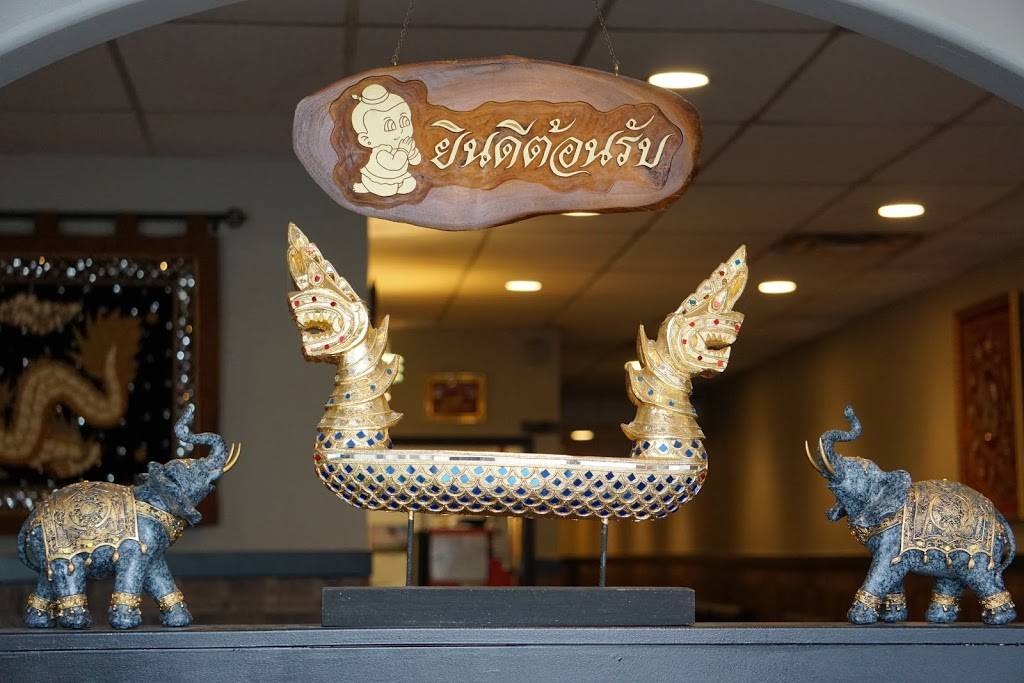 Silver Dish Thai Cuisine | restaurant | 278 W Center St, Provo, UT 84601, USA | 8013739540 OR +1 801-373-9540