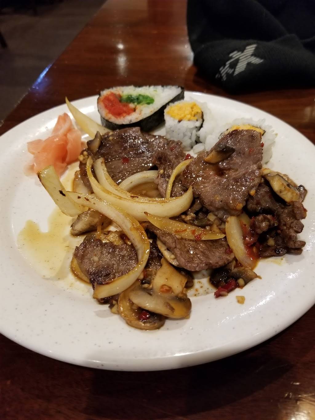 Hibachi Grill & Supreme Buffet | restaurant | 948 S Barrington Rd, Streamwood, IL 60107, USA | 6303727303 OR +1 630-372-7303