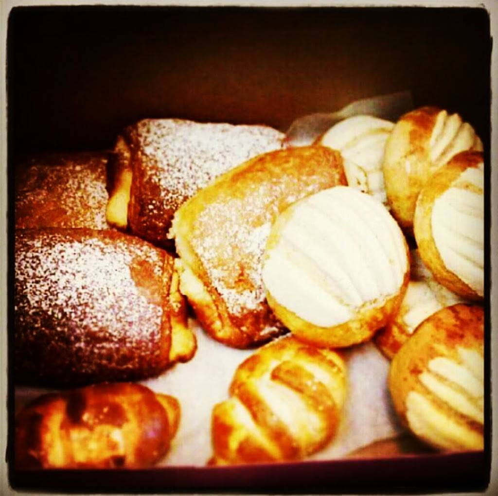 Antigua Bread | cafe | 5703 N Figueroa St, Los Angeles, CA 90042, USA | 3232599345 OR +1 323-259-9345