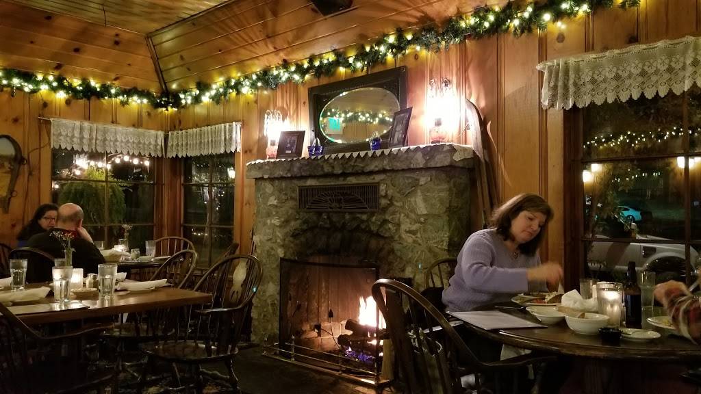 The Eproson House | restaurant | 22930 Twain Harte Dr, Twain Harte, CA 95383, USA | 2095863700 OR +1 209-586-3700