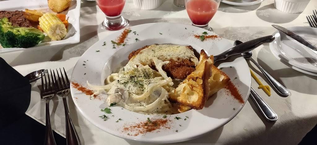 Chemong Lodge | restaurant | 764 Hunter St, Bridgenorth, ON K0L 1H0, Canada | 7052928435 OR +1 705-292-8435