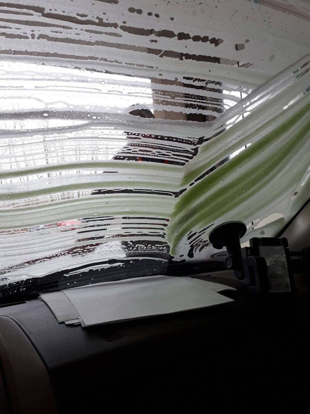 Gators Fries | restaurant | 192 College St E, Belleville, ON K8N 2V7, Canada | 6139221488 OR +1 613-922-1488