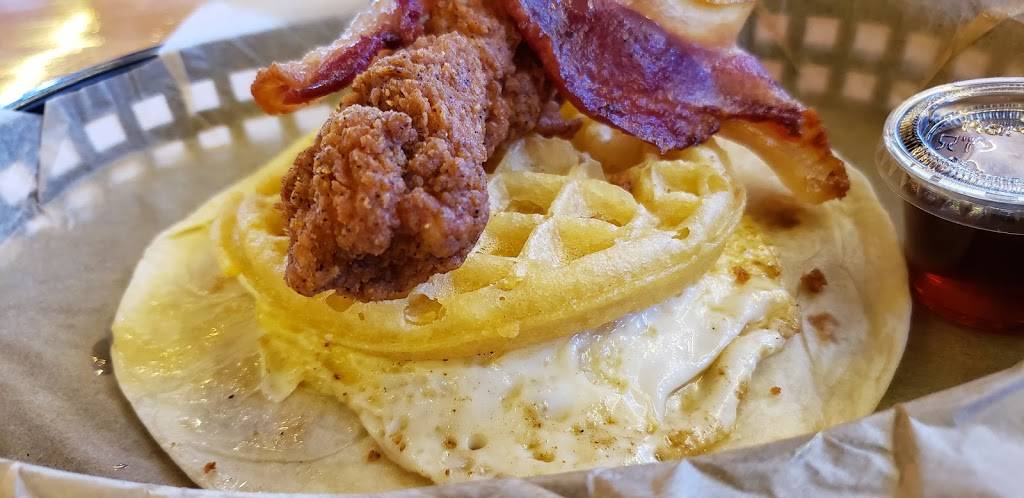 Torchys Tacos | restaurant | 2050 24th Ave NW Ste 130, Norman, OK 73069, USA | 4053640286 OR +1 405-364-0286