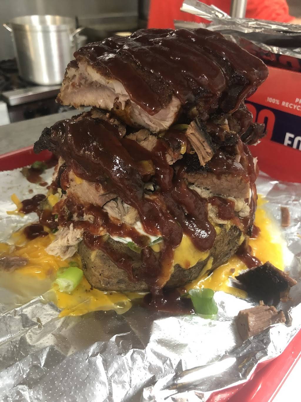 What BBQ & Bar | restaurant | 106 S Cody Rd, Le Claire, IA 52753, USA | 5637291136 OR +1 563-729-1136