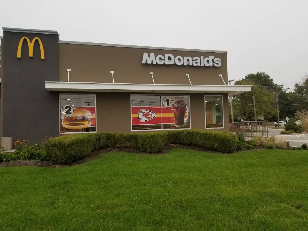 McDonalds | cafe | 290 E N 69th Hwy, Claycomo, MO 64119, USA | 8164528912 OR +1 816-452-8912