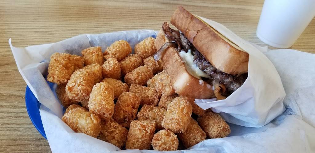 Lulus Burgers | restaurant | 803 Culver St, Commerce, TX 75428, USA | 9038863888 OR +1 903-886-3888