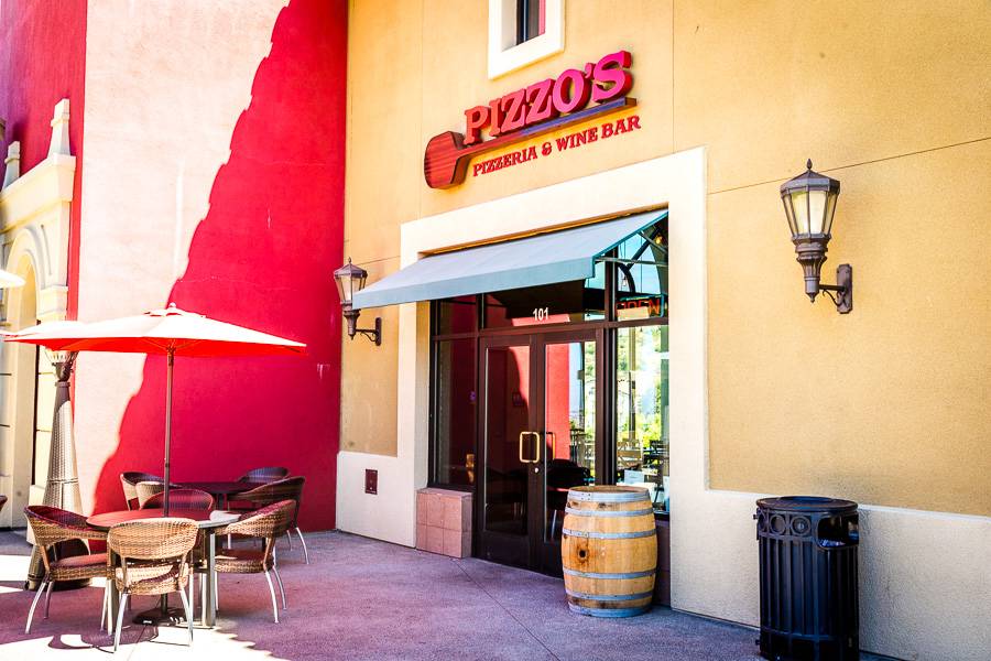 Pizzos Pizzeria and Wine Bar | restaurant | 2322 Proctor Valley Rd, Chula Vista, CA 91914, USA | 6192403826 OR +1 619-240-3826