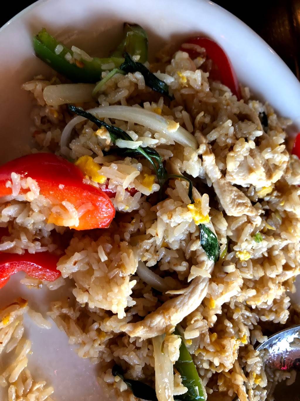 Krachai Thai Kitchen | restaurant | 3361 W Greenway Rd, Phoenix, AZ 85053, USA | 6029420504 OR +1 602-942-0504