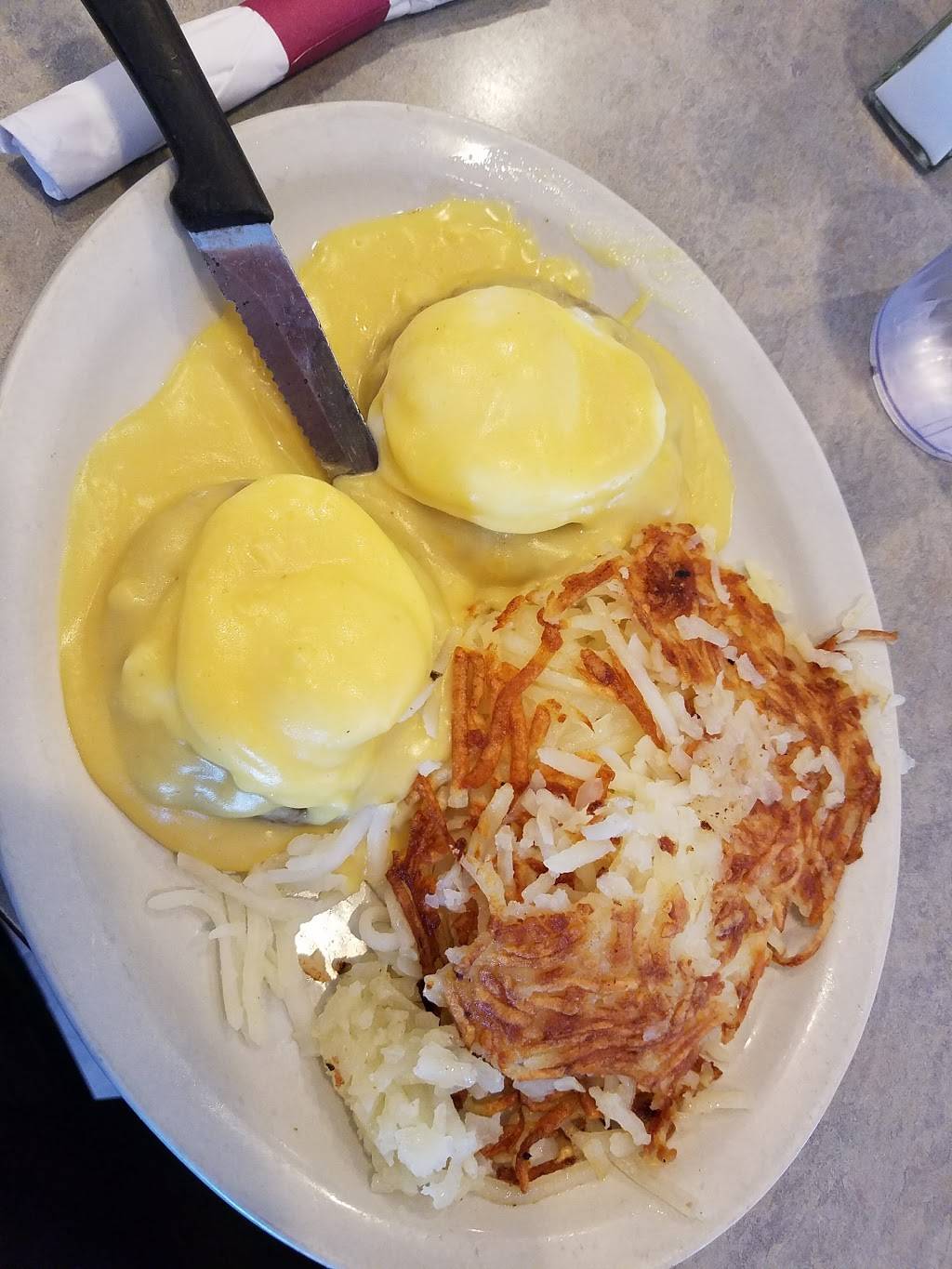 Cafe Olympic | restaurant | 90 N Williams St, Crystal Lake, IL 60014, USA | 8154594100 OR +1 815-459-4100