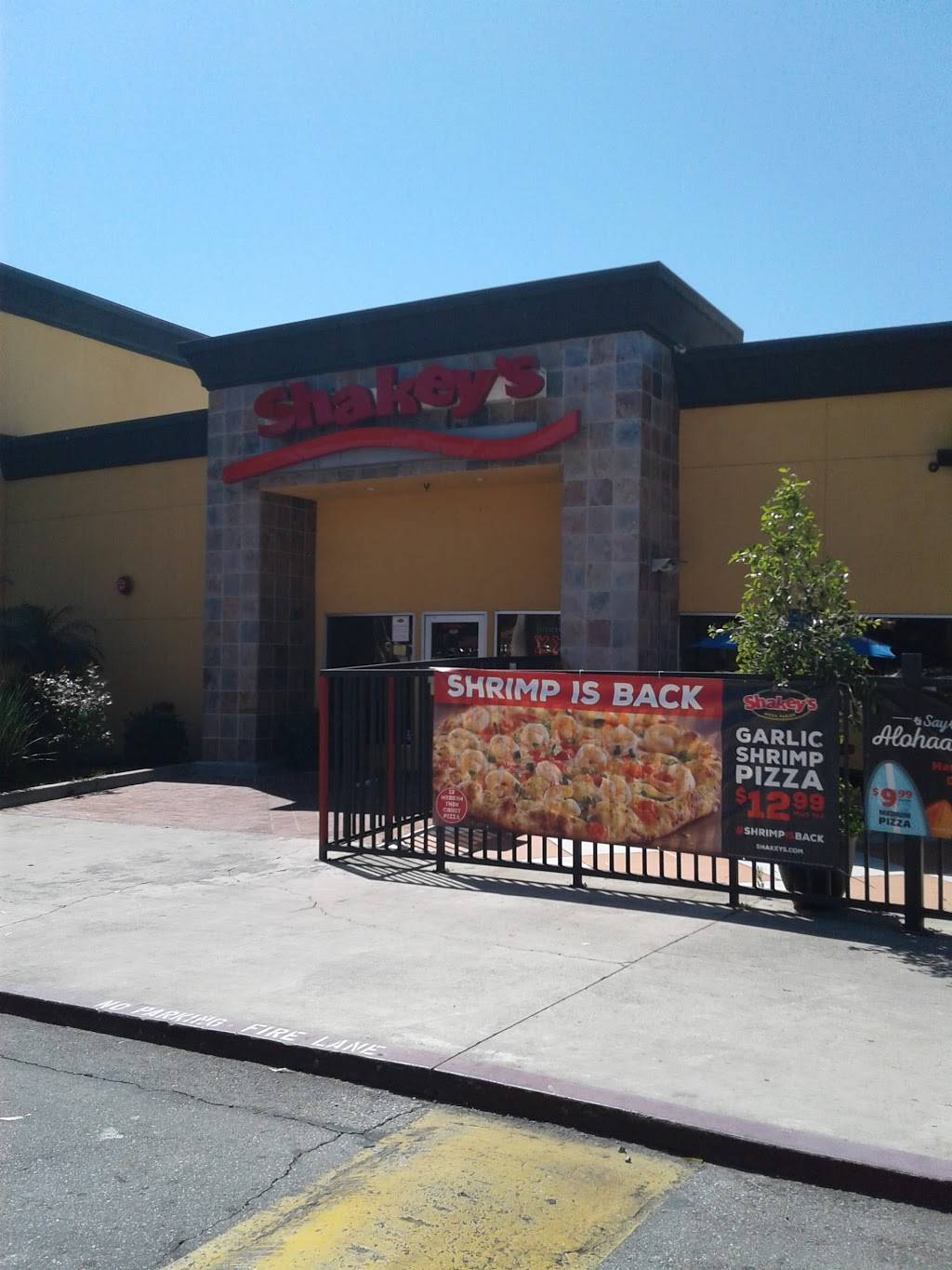 Shakeys Pizza Parlor | restaurant | 1880 N Hacienda Blvd, La Puente, CA 91744, USA | 6269187471 OR +1 626-918-7471