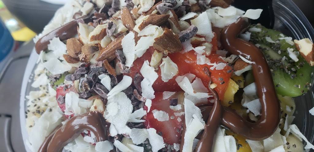 Berry Boss Açaî | cafe | 4615 4th St N, St. Petersburg, FL 33703, USA | 7277670458 OR +1 727-767-0458