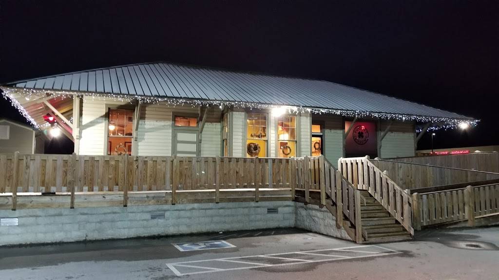 Dublins Crossing | restaurant | 1114 West Ave, Crossville, TN 38555, USA | 9317871400 OR +1 931-787-1400