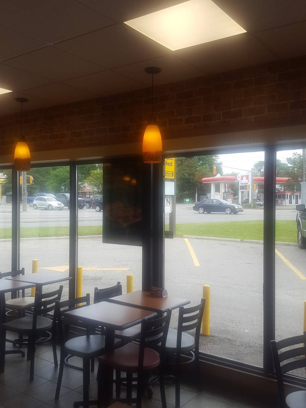 Subway | restaurant | 941 Hamilton Rd Hamilton-Highbury Plaza, Unit 3, London, ON N5Z 1W5, Canada | 5196596864 OR +1 519-659-6864