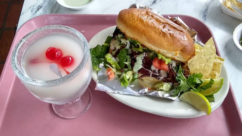 Chachos | restaurant | 7870 Callaghan Road at, I-10, San Antonio, TX 78229, USA | 2103662023 OR +1 210-366-2023