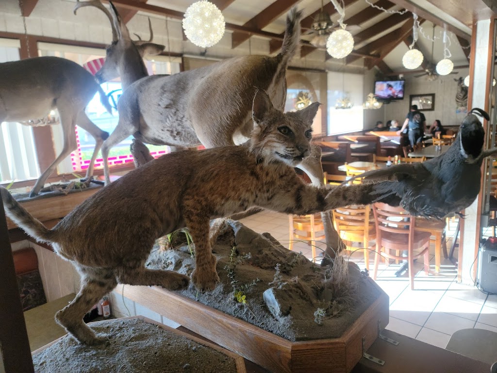 Casa Jimenez | restaurant | 925 Barstow Rd, Barstow, CA 92311, USA | 7602523346 OR +1 760-252-3346