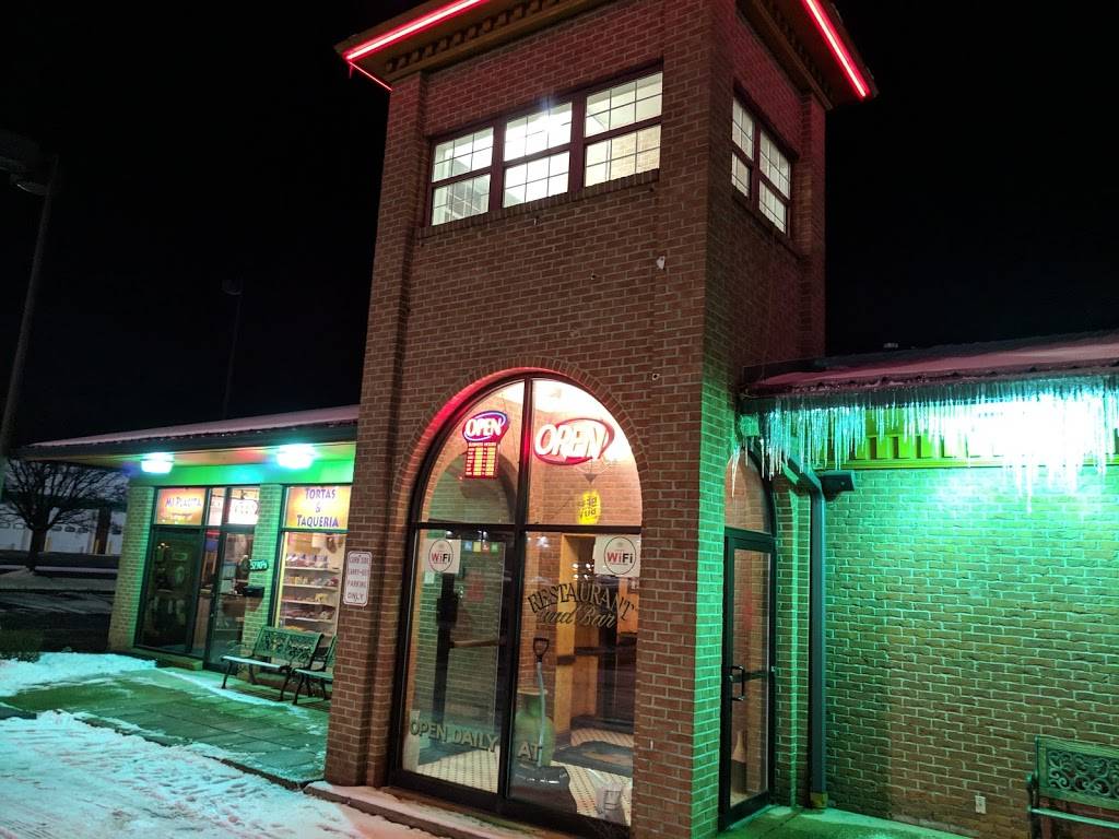 Plaza Azteca | restaurant | 5792 Youngstown Warren Rd, Niles, OH 44446, USA | 3303494136 OR +1 330-349-4136