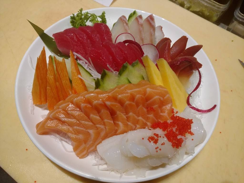 Sushi & Rolls | restaurant | 105 Bayly St W, Ajax, ON L1S 7K7, Canada | 9054266868 OR +1 905-426-6868