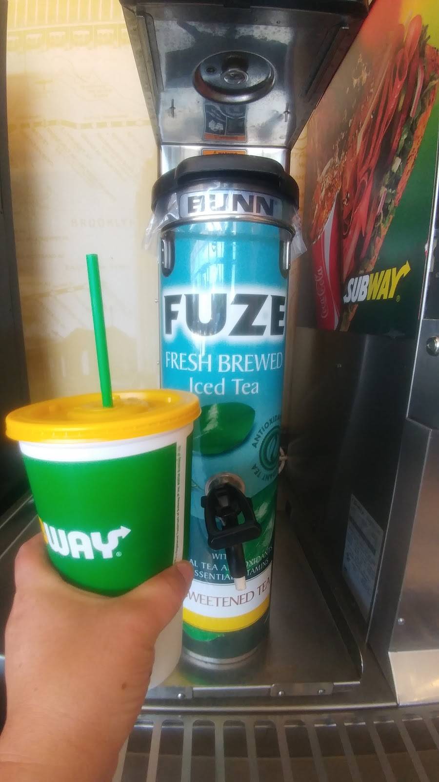 Subway | restaurant | 410 Eureka Rd, Wyandotte, MI 48192, USA | 7343242990 OR +1 734-324-2990