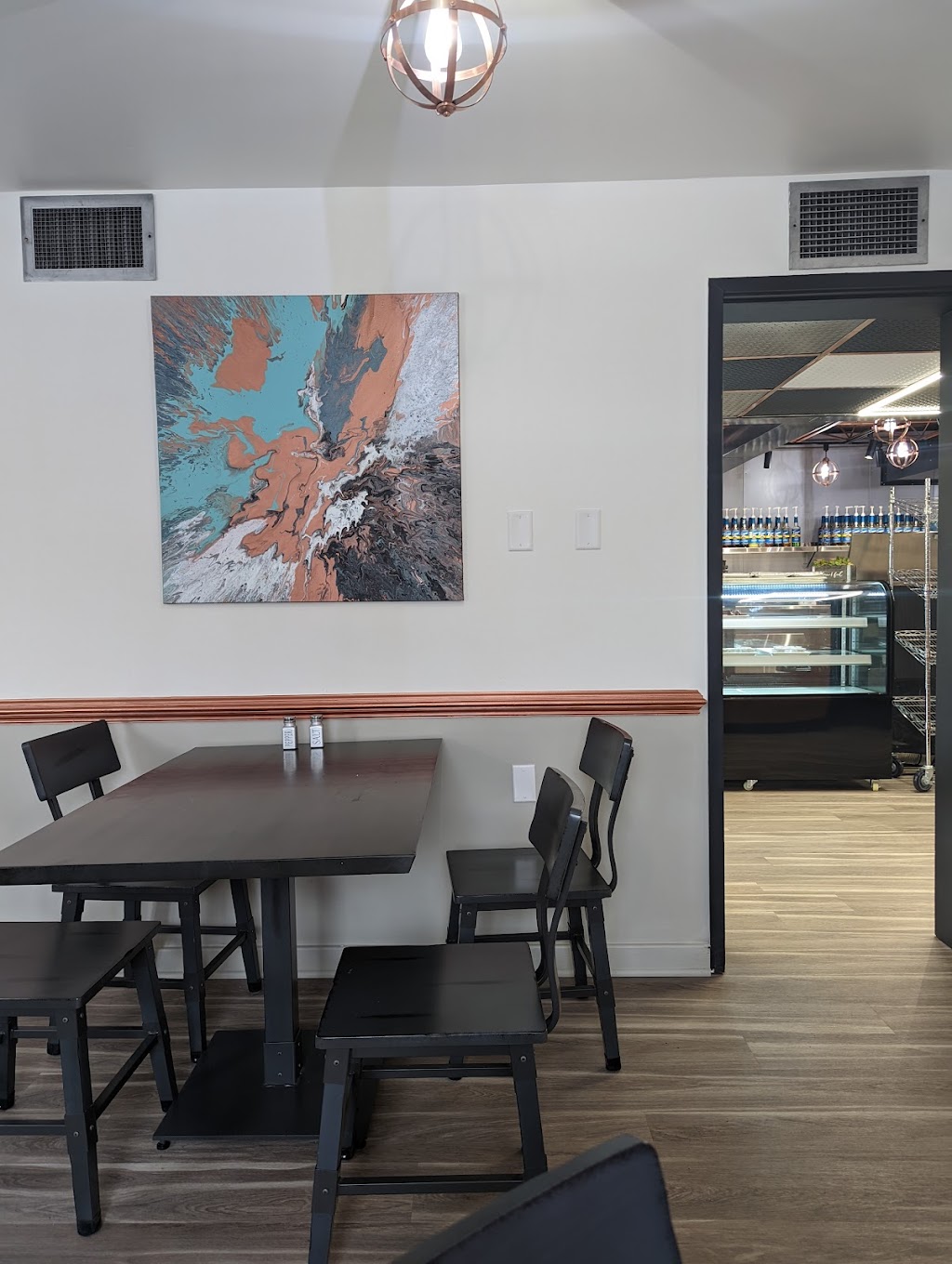 The Lean Loon | restaurant | 200 S George St, Cumberland, MD 21502, USA | 2403627443 OR +1 240-362-7443